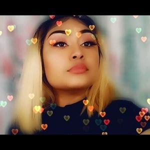 Meet your Posher, Violet